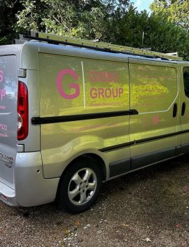 Gibbs Group - Female Window Cleaner Gibbs Group - Female Window Cleaner